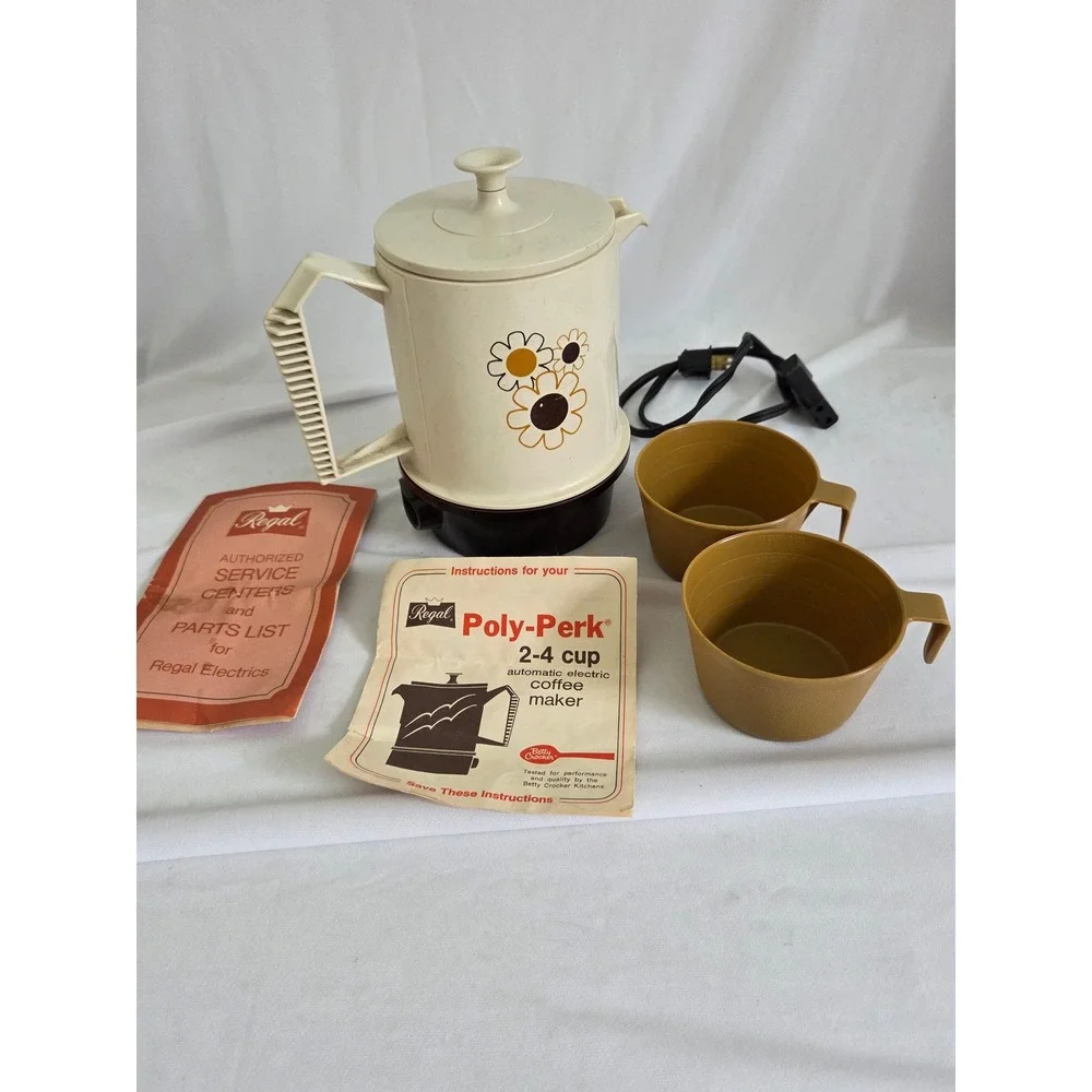 Vintage Regal Poly-Perk Electric Coffee Maker 2-4 Cup Daisy Floral Travel Kit